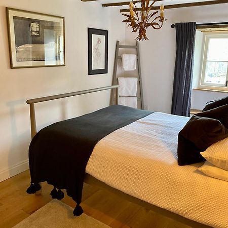 Luxury Cotswold Cottage With Hot Tub In Stow On The Wold! Экстерьер фото