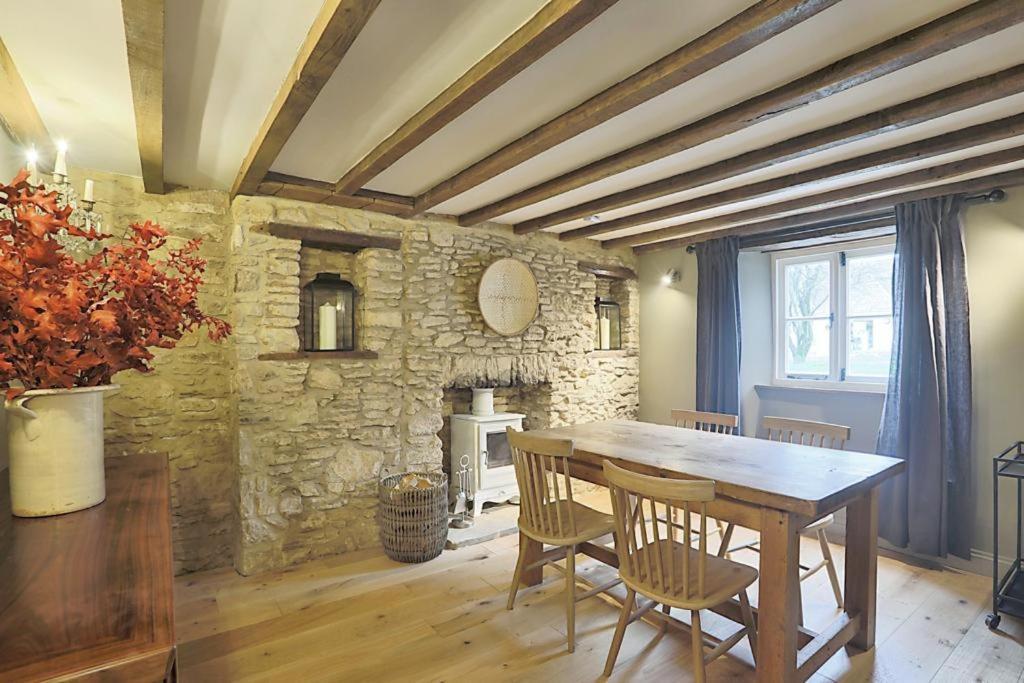Luxury Cotswold Cottage With Hot Tub In Stow On The Wold! Экстерьер фото
